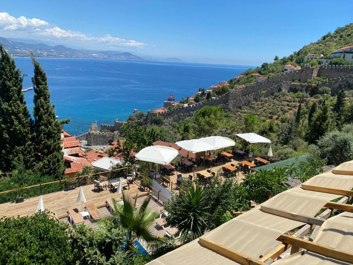 Castle Boutique Hotell *
