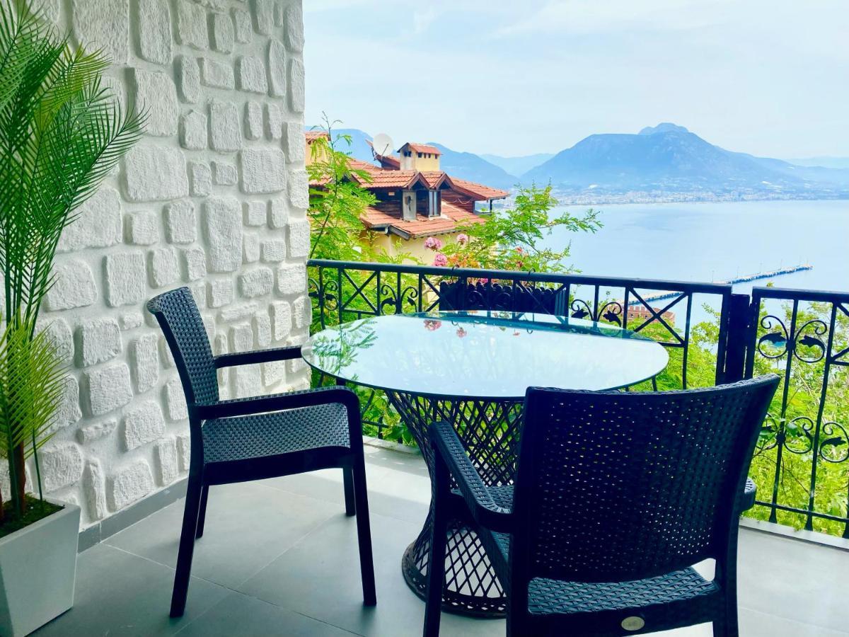 Castle Boutique Hotell *