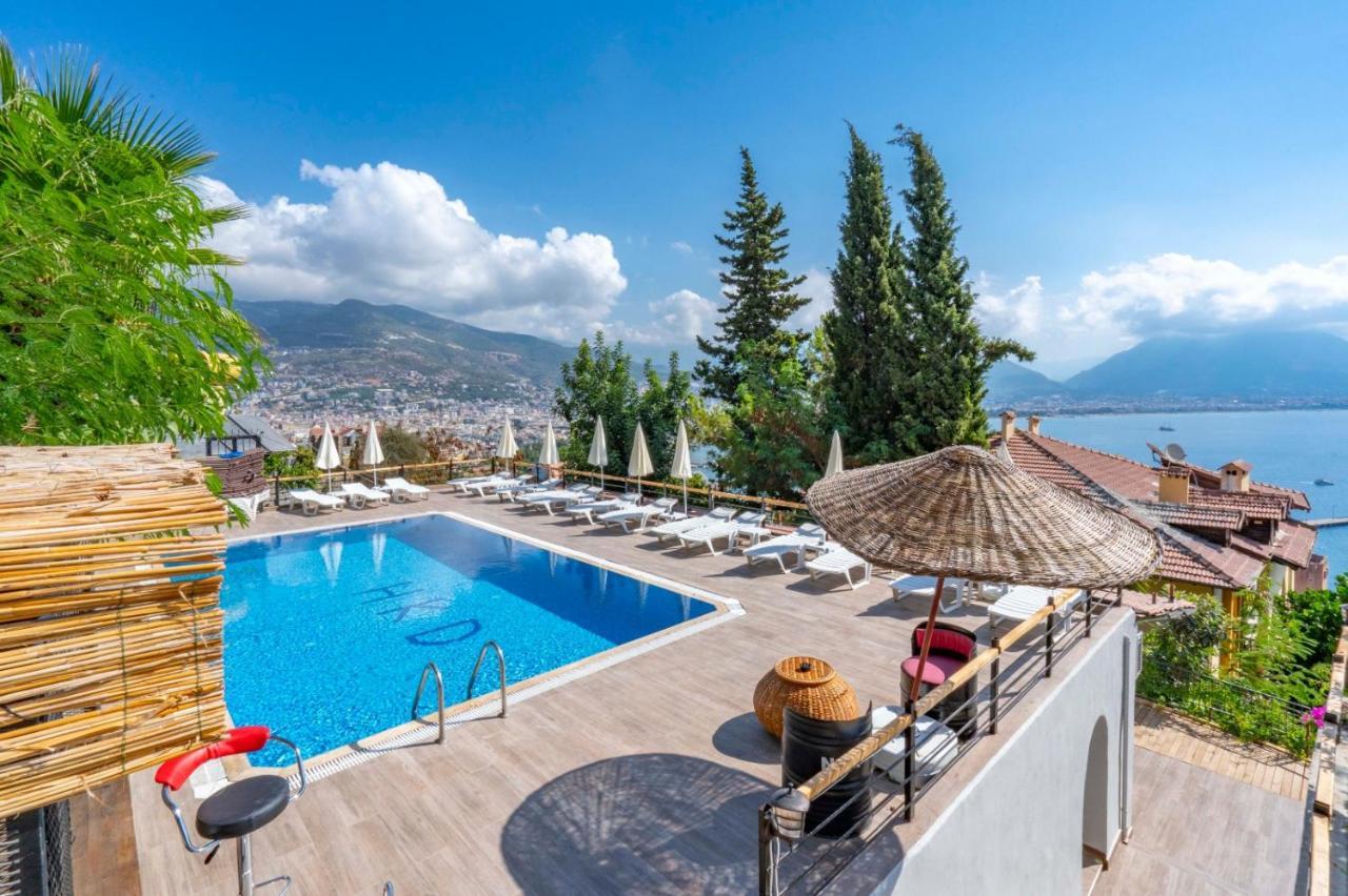 Castle Boutique Hotell *