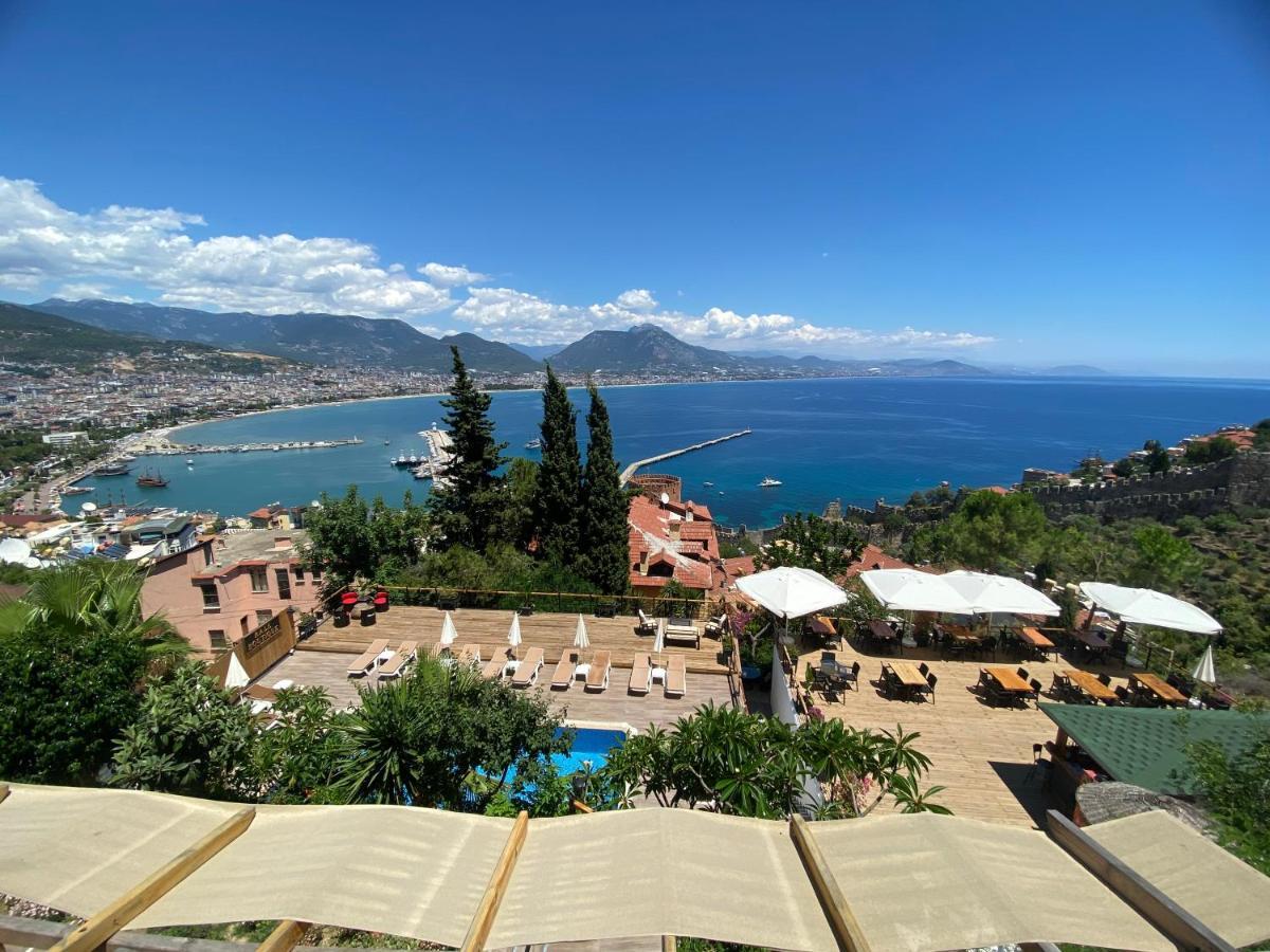 Castle Boutique Hotell *
